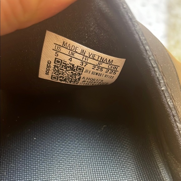 Adidas Women's Adilette Platform Slide Sandal - Picture 5 of 5